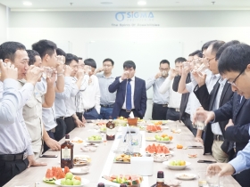 Nàng xuân rộn ràng gõ cửa Sigma trong ngày đầu năm mới 2019