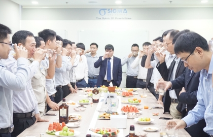 Nàng xuân rộn ràng gõ cửa Sigma trong ngày đầu năm mới 2019