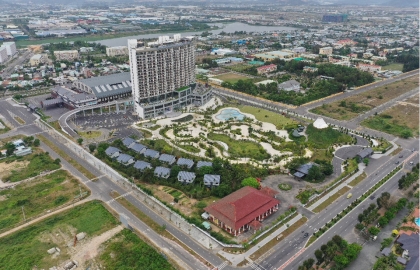 Trên công trường dự án Mikazuki Spa & Hotel Resort giai đoạn hoàn thiện